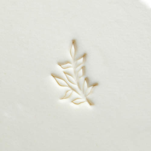 Scs-204 Small Round Stamp &#8211; Leaves on a Branch
