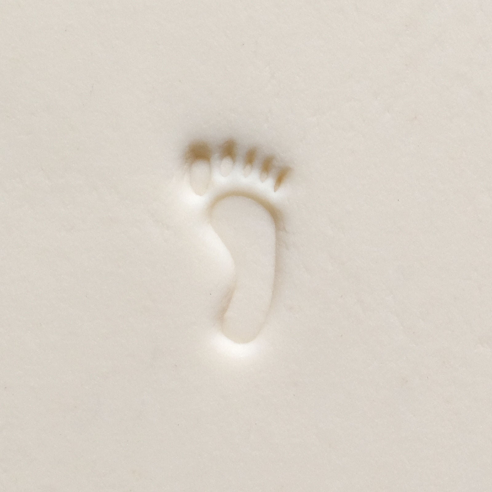 Scs-213 Small Round Stamp &#8211; Right Footprint