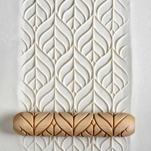 BHR-070 Big Hand Roller – Art Nouveau Leaf Pattern