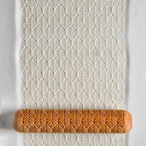 BHR-087 Big Hand Roller &#8211; Leaf Pattern