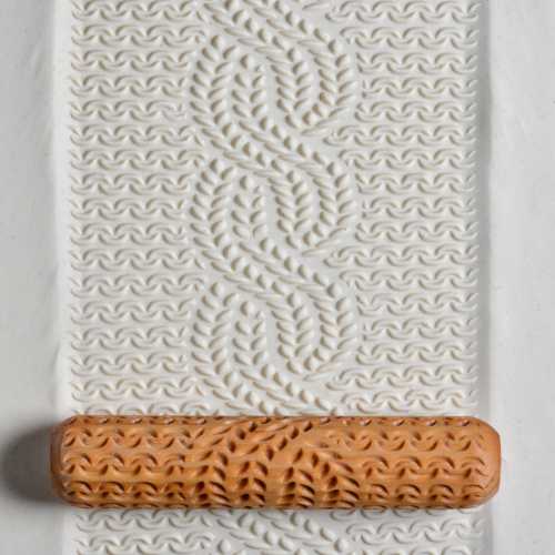 BHR-109 Big Hand Roller &#8211; Sweater Cable Stitch