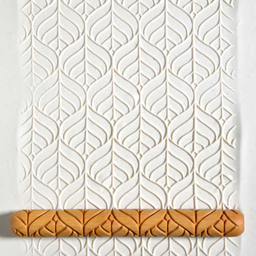 LHR-016 Long Hand Roller – Art Nouveau Leaf Pattern