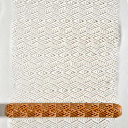 LHR-019 Long Hand Roller – Horizontal Zigzag