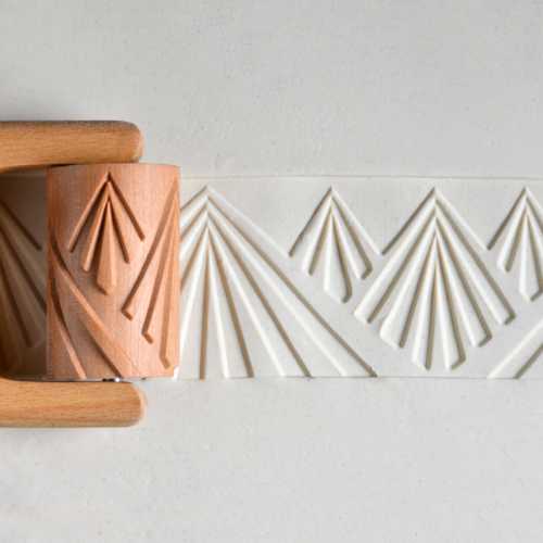 RL-027 Large Handle Roller &#8211; Mountain Landscape