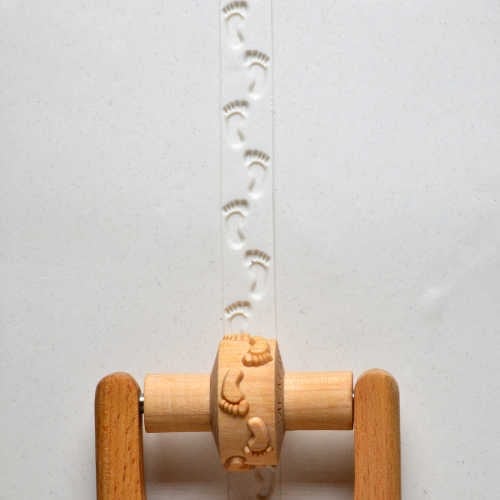 RS-009 Small Handle Roller &#8211; Footprints