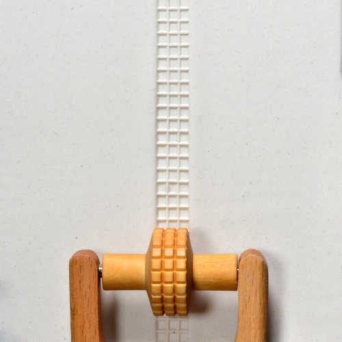 RS-023 Small Handle Roller – Wide Grid