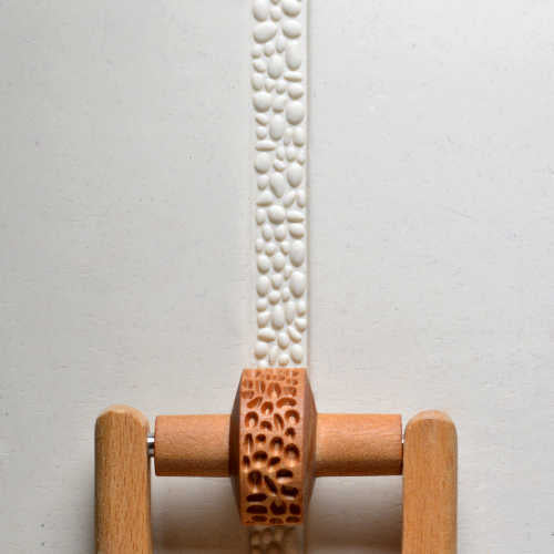 RS-033 Small Handle Roller &#8211; Cobbles