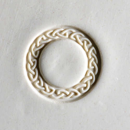 Scl-040 Large Round Stamp &#8211; Celtic Frame 1