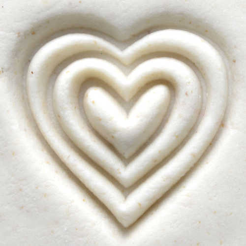Scm-038 Medium Round Stamp &#8211; Triple Heart