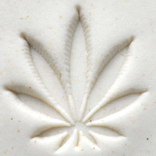 Scm-058 Medium Round Stamp &#8211; Hemp Leaf