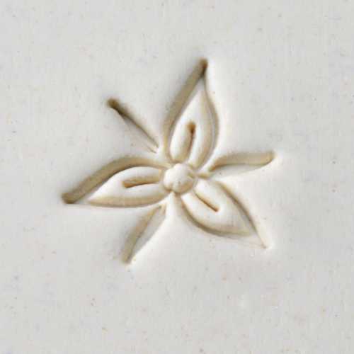 Scs-179 Small Round Stamp &#8211; Trillium Flower