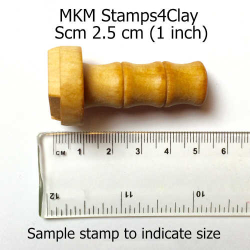 Scm-038 Medium Round Stamp &#8211; Triple Heart